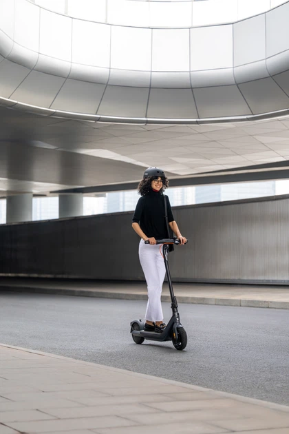 Электросамокат Segway Ninebot E2 PRO E Black (AA.05.14.05.0005) - Фото 18 Электросамокат Segway Ninebot E2 PRO E Black (AA.05.14.05.0005) - изображение 18