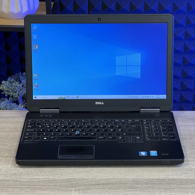 БВ Ноутбук Dell Latitude E5540 15.6 Intel i5-4210U 8 RAM 128 SSD