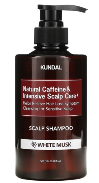 Акція на Натуральний шампунь Kundal Natural Caffeine Scalp Care Shampoo White Musk проти випадіння волосся 500 мл від Rozetka