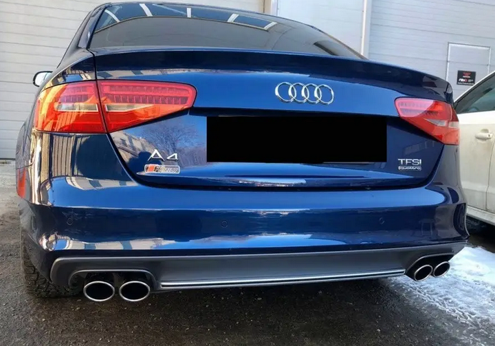 Накладка заднього S-Line бампера Audi A4 B8 (12-15 р.в.) - Фото 3 Накладка заднього S-Line бампера Audi A4 B8 (12-15 р.в.) - зображення 3