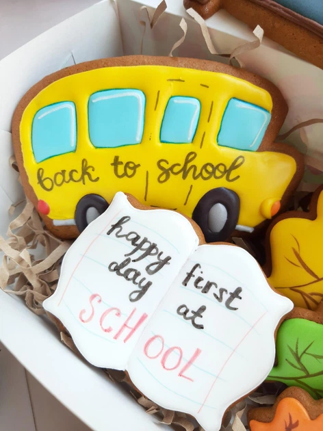 Набір крафтових медових пряників ручної роботи до 1 Вересня, "Back to school" 6 шт. - Фото 2 Набір крафтових медових пряників ручної роботи до 1 Вересня, "Back to school" 6 шт. - изображение 2