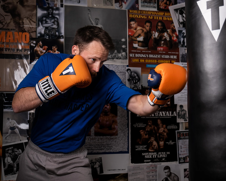 Снарядные перчатки Title Boxing Gel World V2T Bag Gloves Orange Navy (GTWBGV2T-ORNVWH-M) - изображение 4