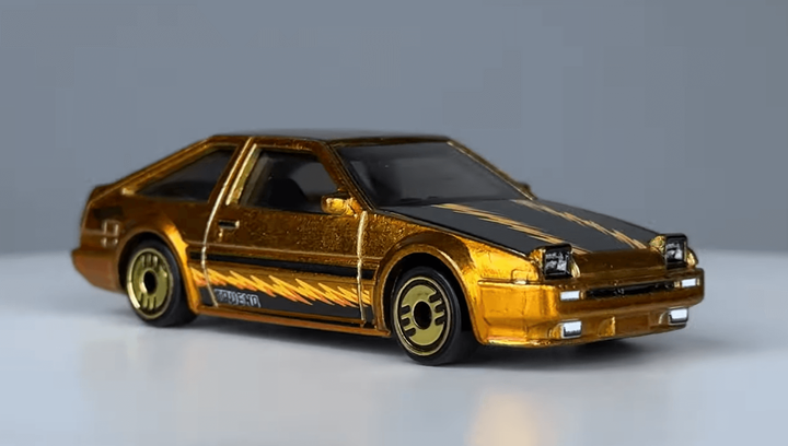 Тематическая Машинка Hot Wheels Toyota AE86 Sprinter Trueno Ultra