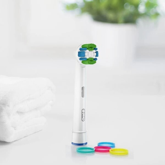 Końcówki do szczoteczki elektrycznej Oral-B Precision Clean (4210201371540) - obraz 2