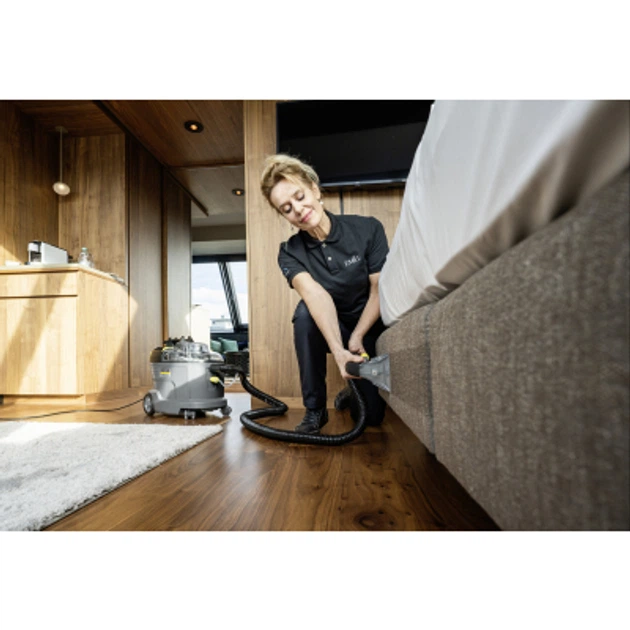 Промышленный пылесос строительный Karcher Puzzi 8/1 (1.100-240.0) - изображение 4