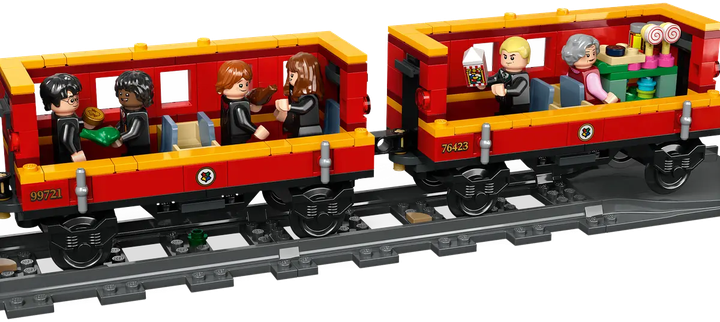 Zestaw klocków LEGO Harry Potter Hogwart Express i stacja Hogsmeade 1074 elementy (76423) - obraz 5