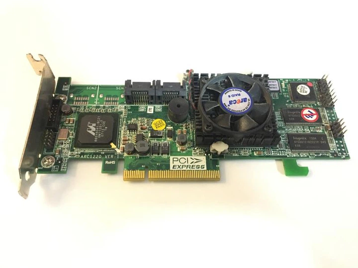 RAID-контролер ARECA ARC-1220, PCI-e x8, 128mb, 3GB/S, 4x SATAII, низькопрофільне кріплення Б/В - зображення 1