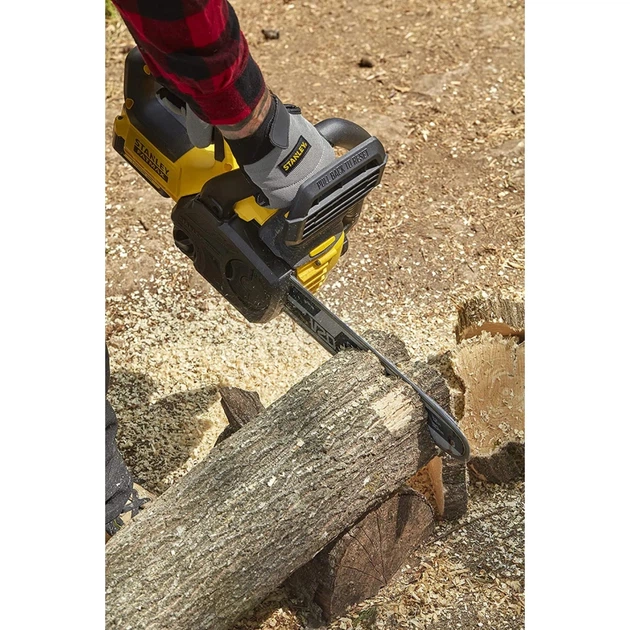 Цепная пила Stanley FatMax, 20V, 4Ah, шина 30 см, цепь 3/8'' (SFMCCS630M1) - Фото 7 Цепная пила Stanley FatMax, 20V, 4Ah, шина 30 см, цепь 3/8'' (SFMCCS630M1) - изображение 7