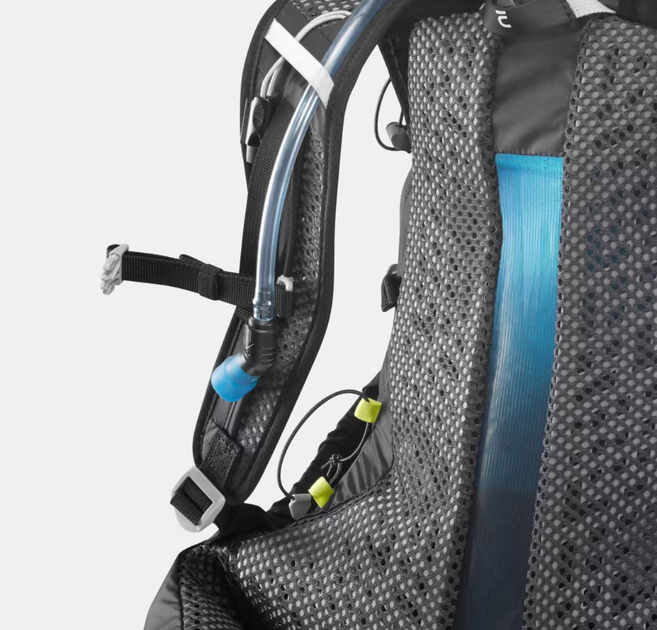 Туристический Рюкзак QUECHUA FH500 17л 48 х 34 х 21 см Черный Совместимые с Питьевой Системой Дождевик - Фото 5 Туристический Рюкзак QUECHUA FH500 17л 48 х 34 х 21 см Черный Совместимые с Питьевой Системой Дождевик - изображение 5