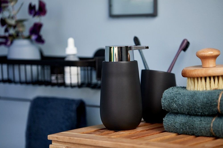 Kubek ceramiczny na szczoteczki Wenko Badi Czarny (4008838265789) - obraz 7