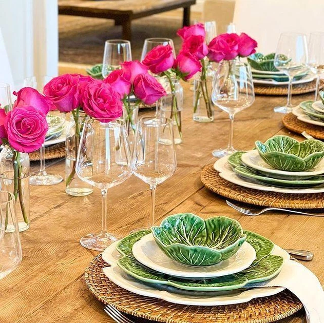 Тарілка підставна фігурної форми з кераміки 