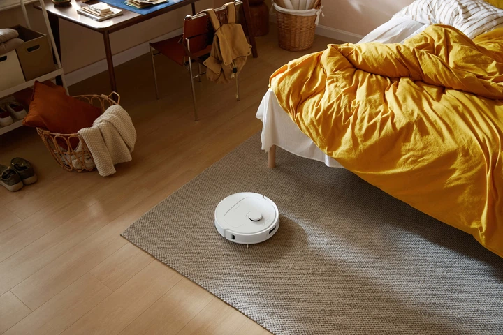 Робот-пилосос миючий Roborock Qrevo S White Функція миття підлоги Станція очищення Створення картки приміщення 45 дБ - Фото 14 Робот-пилосос миючий Roborock Qrevo S White Функція миття підлоги Станція очищення Створення картки приміщення 45 дБ - зображення 14