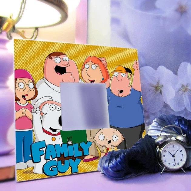 Зеркало "Семья Гриффины. Family Guy" герои мультфильма украшение интерьера спальни, кафе, игровой комнаты - изображение 3