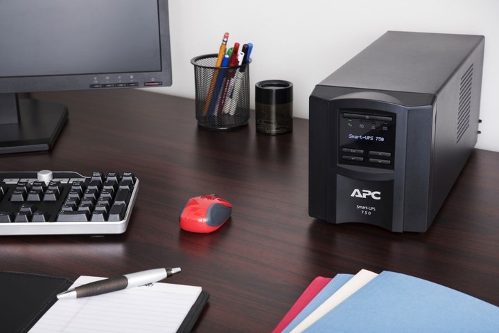ИБП APC Smart-UPS 750VA Tower LCD c SmartConnect (SMT750IC) - изображение 3