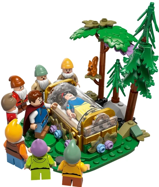 Конструктор LEGO Disney: Хатинка Білосніжки і семи гномів 2228 елементів (43242) - зображення 8
