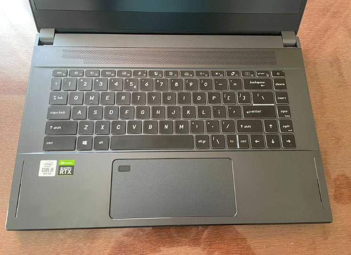 Ігровий ноутубк MSI GoBOXX SLM 15 / 17.3" (3840x2160) IPS / Intel Core i9-10980HK (8 (16) ядер по 2.4 - 5.3 GHz) / 64 GB DDR4 / 1000 GB SSD / nVidia Quadro RTX 5000, 16 GB GDDR6, 256-bit / WebCam б/в - зображення 4