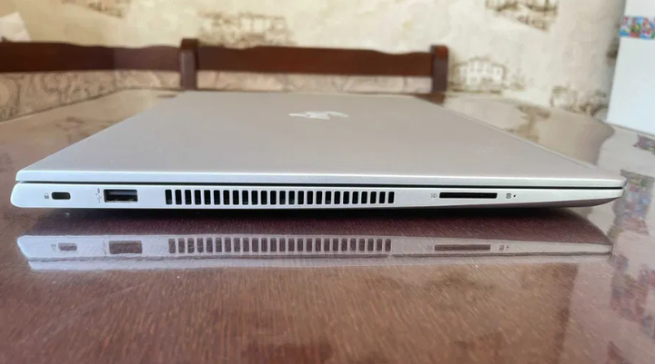 Ультрабук HP ProBook 455 G7 / 15.6" (1920x1080) IPS / AMD Ryzen 3 4300U (4 ядра по 2.7 - 3.7 GHz) / 16 GB DDR4 / 512 GB SSD / AMD Radeon RX Vega 5 / WebCam б/у - изображение 6