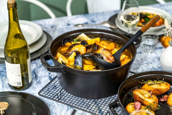 Набір посуду Staub з кришкою чорний 24 см 2 шт (40508-383-0) - зображення 8