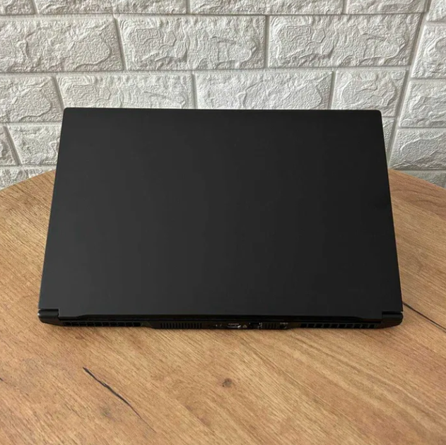 Ноутбук Intel KC57 15,6