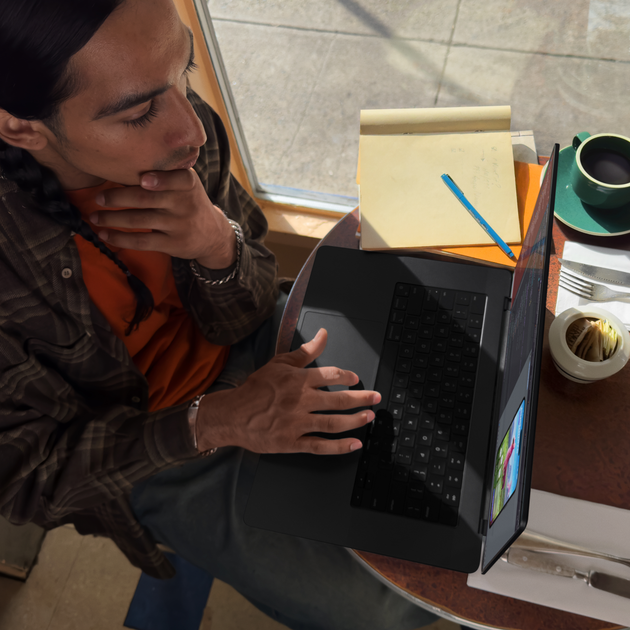 Ноутбук Apple MacBook Pro 16" M3 Max 48/1TB 2023 (MUW73ZE/A) Silver - зображення 4