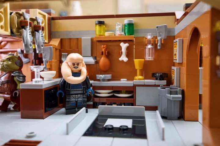 Конструктор LEGO Star Wars: Баржа Ябби 3942 елементи (75397) - Фото 10 Конструктор LEGO Star Wars: Баржа Ябби 3942 елементи (75397) - зображення 10