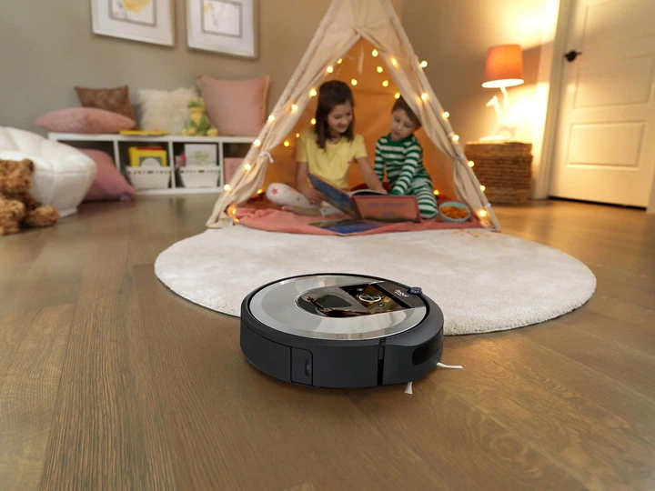 Робот-пилосос iRobot Roomba i7156 Створення карти приміщення 68дБ - Фото 6 Робот-пилосос iRobot Roomba i7156 Створення карти приміщення 68дБ - зображення 6