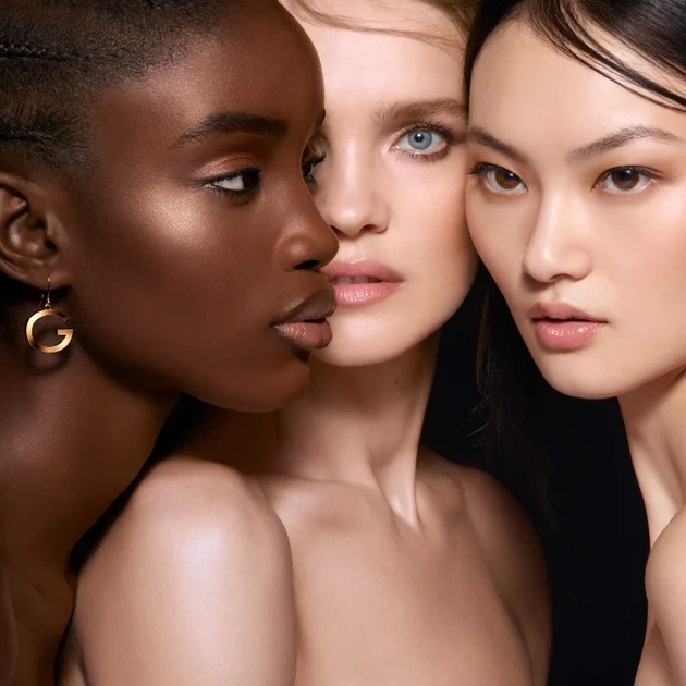 Podkład Guerlain Parure Gold matujący w pudrze 4 N Refill 10 g (3346470438040) - obraz 7