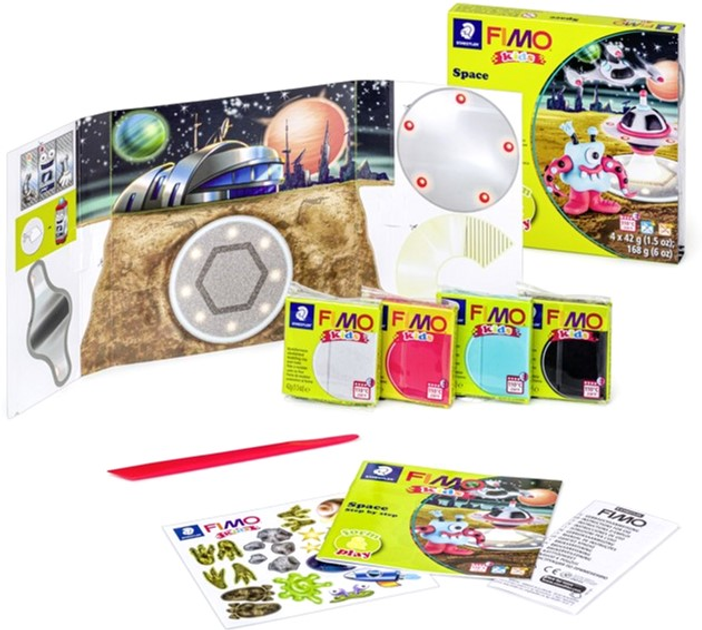 Zestaw do rzeźbienia Fimo Kids Form & Play Set Space (4007817032619) - obraz 7