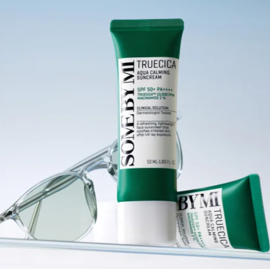 Успокаивающий солнцезащитный крем для лица Some By Mi Truecica Aqua Calming Suncream SPF50+PA++++ 50ml - Фото 3 Успокаивающий солнцезащитный крем для лица Some By Mi Truecica Aqua Calming Suncream SPF50+PA++++ 50ml - изображение 3