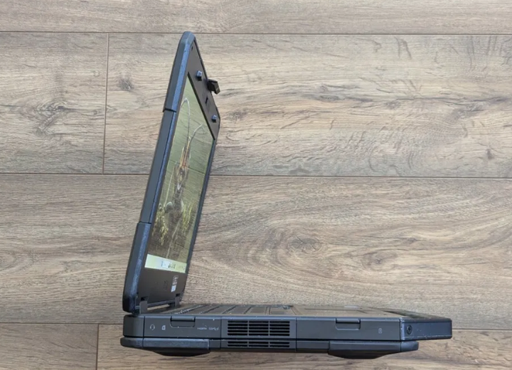 Защищенный ноутбук Dell Latitude 5414 Rugged / 14" (1920x1080) IPS Touch / Intel Core i7-6600U (2 (4) ядра по 2.6 - 3.4 GHz) / 8 GB DDR4 / 256 GB SSD / Intel HD Graphics 520 / HDMI б/у - Фото 4 Защищенный ноутбук Dell Latitude 5414 Rugged / 14" (1920x1080) IPS Touch / Intel Core i7-6600U (2 (4) ядра по 2.6 - 3.4 GHz) / 8 GB DDR4 / 256 GB SSD / Intel HD Graphics 520 / HDMI б/у - изображение 4