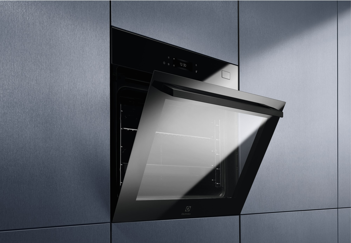 Встроенный духовой шкаф Electrolux EOB8S39WZ - изображение 4