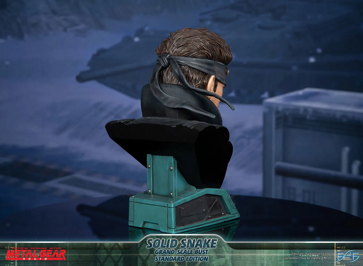 Фігурка First 4 Figures Metal Gear Solid: Solid Snake 31 см (5060316625941) - зображення 11