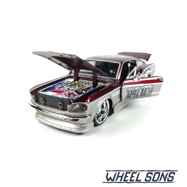 Модель автомобіля Ford Mustang GT 1967 1:24 Maisto (M3398