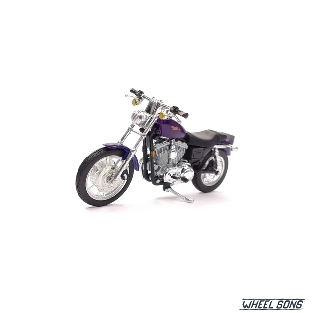 Модель мотоцикла Harley-Davidson XL 1200S Sportster 1200 Custom 2000 1:18 Maisto (M2429) - изображение 3