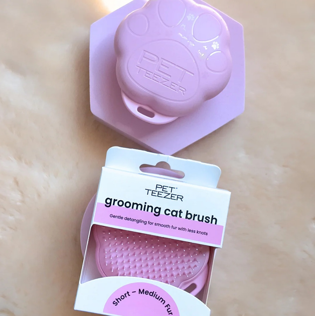Szczotka do czesania kotów Pet Teezer Cat Grooming Millenial Pink (5060926686141) - obraz 5