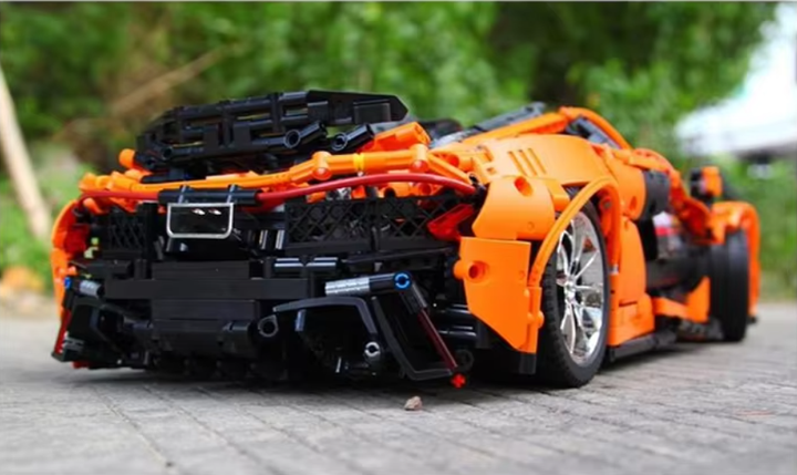 Конструктор Спортивная машина McLaren с дистанционным управлением 13090S на 3228 детали - изображение 7