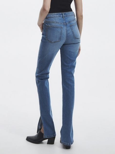 Джинсы Regular Fit женские Reserved 8028B-50J 36 Синие (5904684509871) 