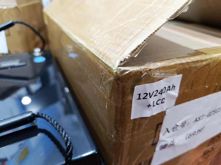 Аккумуляторная батарея Liitokala LiFePO4 240Ah 12,8V LCD - изображение 6