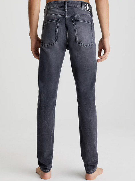 Джинси Regular fit чоловічі Calvin Klein Jeans J323360-1BY 31 Чорні (8720108067898) - зображення 2