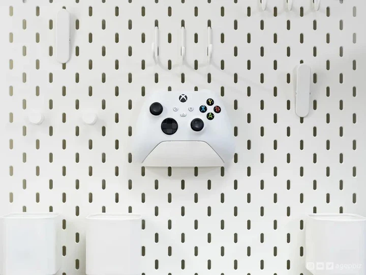 Настенный держатель для геймпада Xbox на IKEA Skadis - Фото 2 Настенный держатель для геймпада Xbox на IKEA Skadis - изображение 2