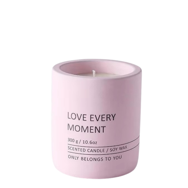Свічка в керамічній чаші "Love every moment" колір зелений - зображення 3