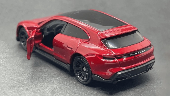 Тематична Машинка Matchbox Porsche Taycan GTS Sport Turismo Moving Parts 1:64 FWD28/HVM84 Red - зображення 4