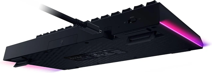 Клавіатура бездротова Razer BlackWidow V4 Pro Razer Mechanical Switches Orange Wireless/USB Black (RZ03-05130100-R3M1) - зображення 5