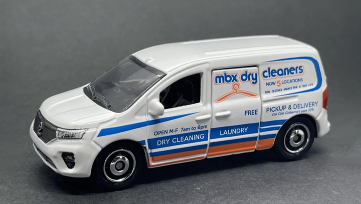 Тематична Машинка Matchbox 2022 Nissan Townstar Moving Parts 1:64