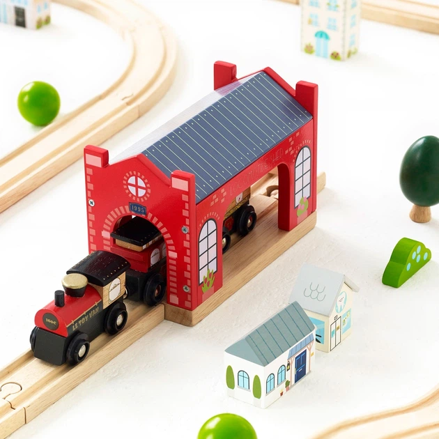 Локомотив Brio Steam & Go Train (7312350304114) - зображення 3