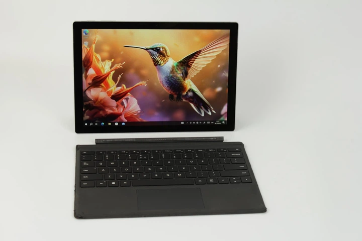 Ноутбук планшет Microsoft Surface Pro (5th Gen) i5-7300U / 8 гб Ноутбук планшет Microsoft Surface Pro (5th Gen) i5-7300U / 8 гб