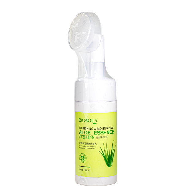 Пінка для вмивання з силіконовою щіточкою Bioaqua Aloe Essence очищаюча - Фото 1 Пінка для вмивання з силіконовою щіточкою Bioaqua Aloe Essence очищаюча - изображение 1