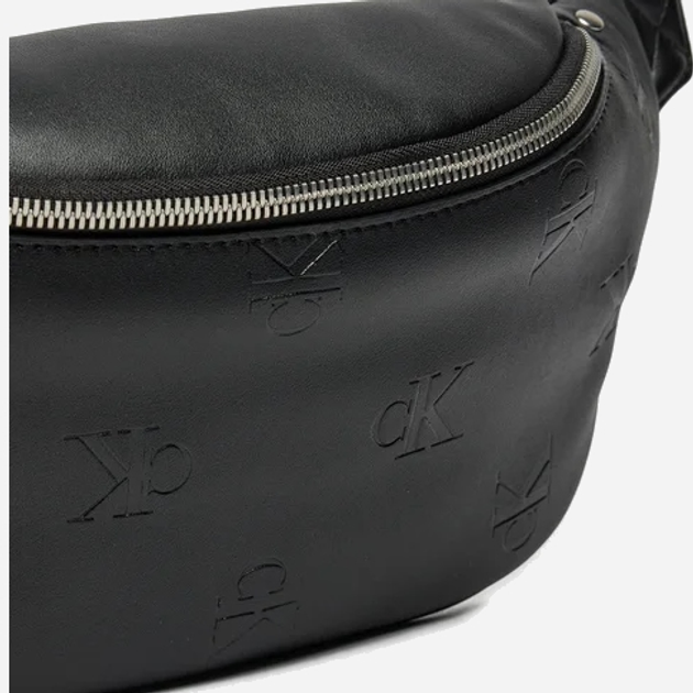 Сумка поясна чоловіча Calvin Klein Jeans CKRK50K5125590GK Чорна (8720639564088) - зображення 4