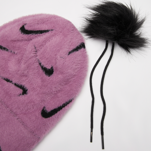 Детская демисезонная шапка-бини с помпоном для девочки Nike K Nk Peak Beanie Sc Pom F24 FZ3062-523 54-56 Лиловый (197601313247) - Фото 4 Детская демисезонная шапка-бини с помпоном для девочки Nike K Nk Peak Beanie Sc Pom F24 FZ3062-523 54-56 Лиловый (197601313247) - изображение 4