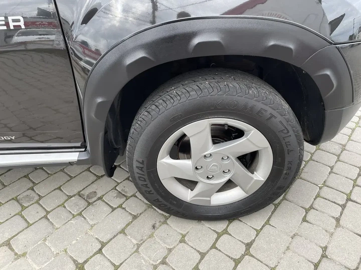 Накладки на арки для Renault Duster 2008-2018 ABS 8 шт - изображение 4